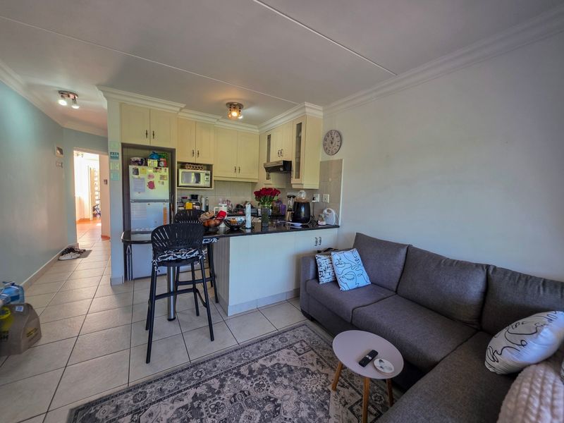 Apartment For Sale In Margate - Photo 10