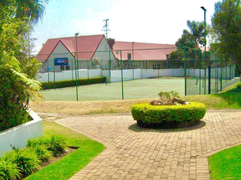 Townhouse For Sale In Edenvale - Photo 3