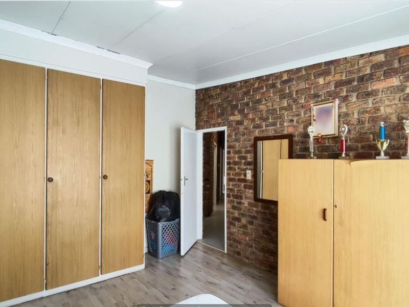 House For Sale In Kempton Park - Photo 10