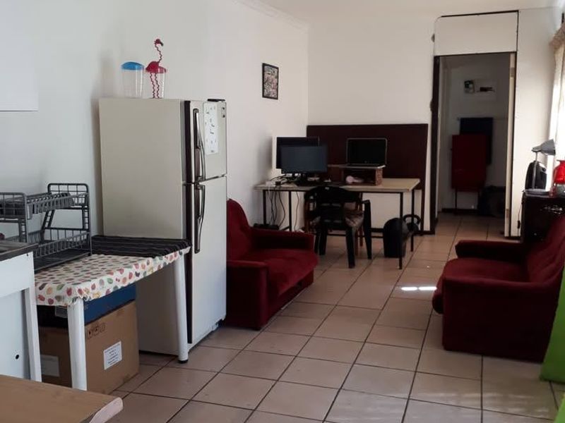 Apartment Rental Monthly In Randburg - Photo 3