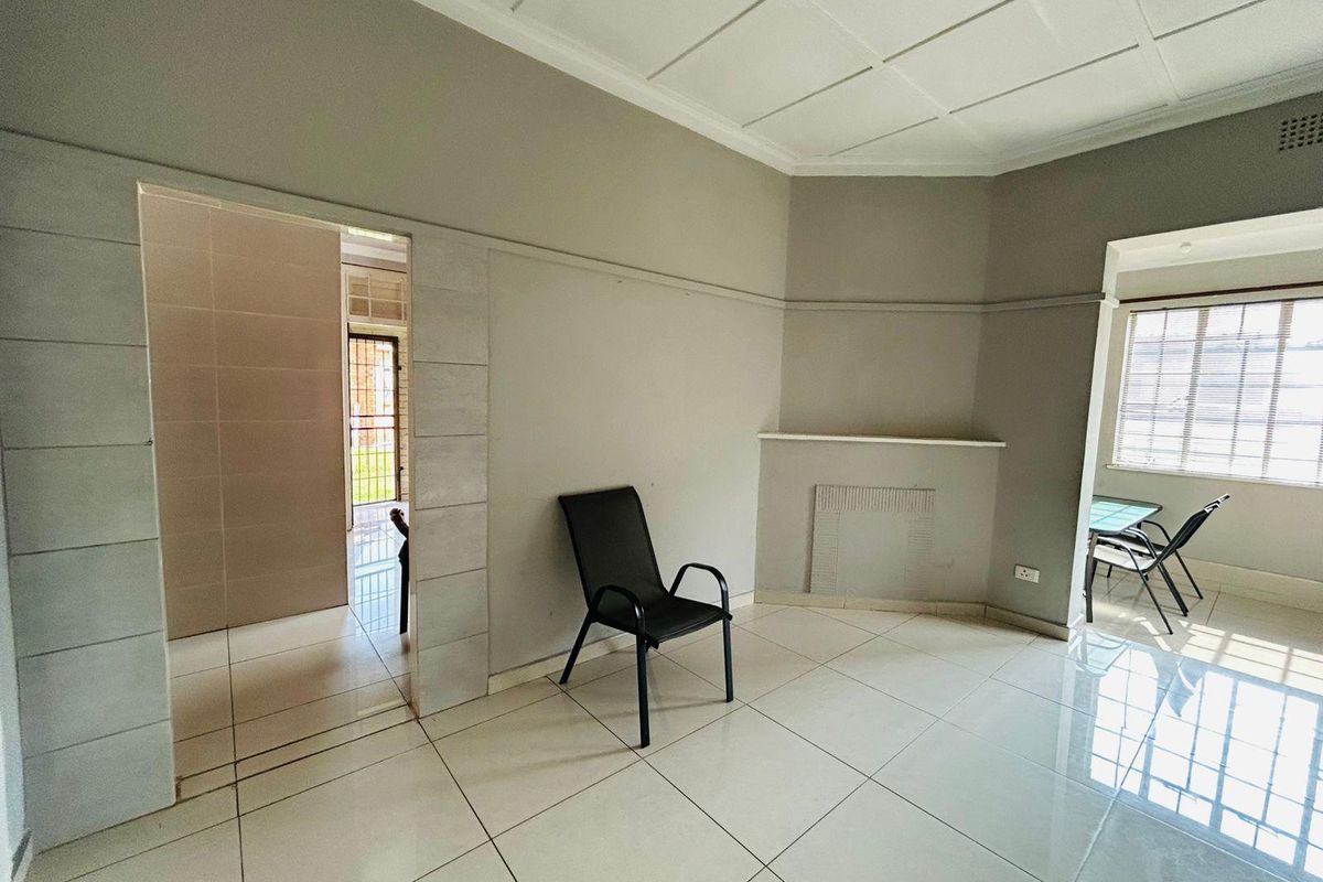 House Rental Monthly In Springs - Photo 2