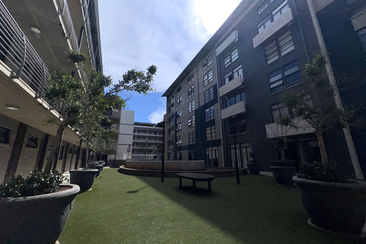 Apartment For Sale In Pretoria - Photo 2