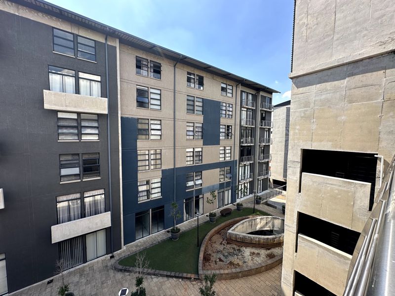 Apartment For Sale In Pretoria - Photo 9