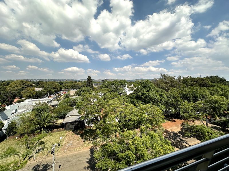 Apartment For Sale In Pretoria - Photo 5