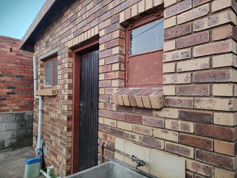 House For Sale In Springs - Photo 7