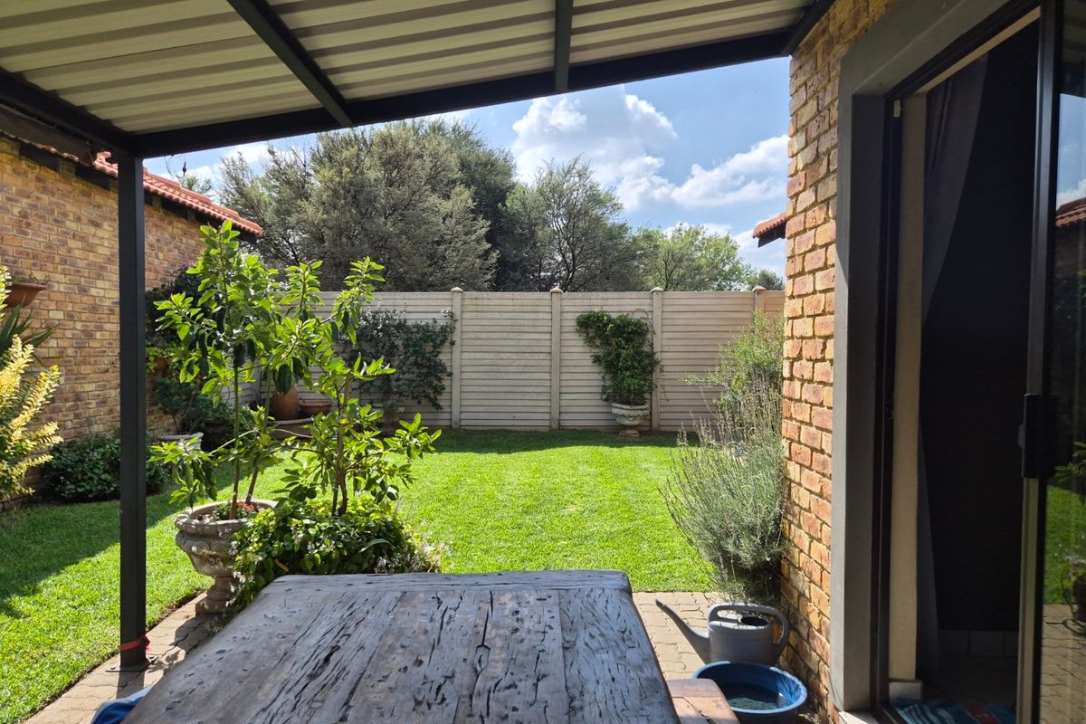 Townhouse For Sale In Meyerton - Photo 3