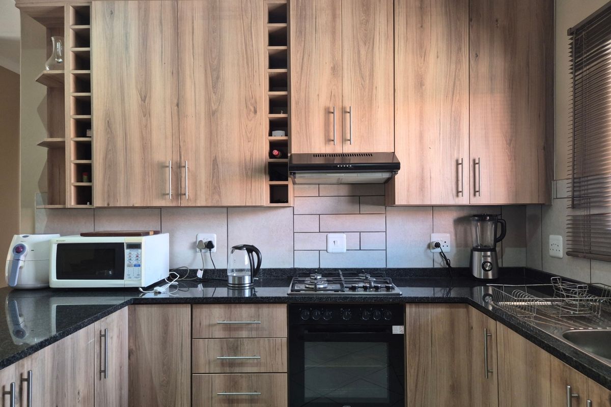 Townhouse For Sale In Meyerton - Photo 4