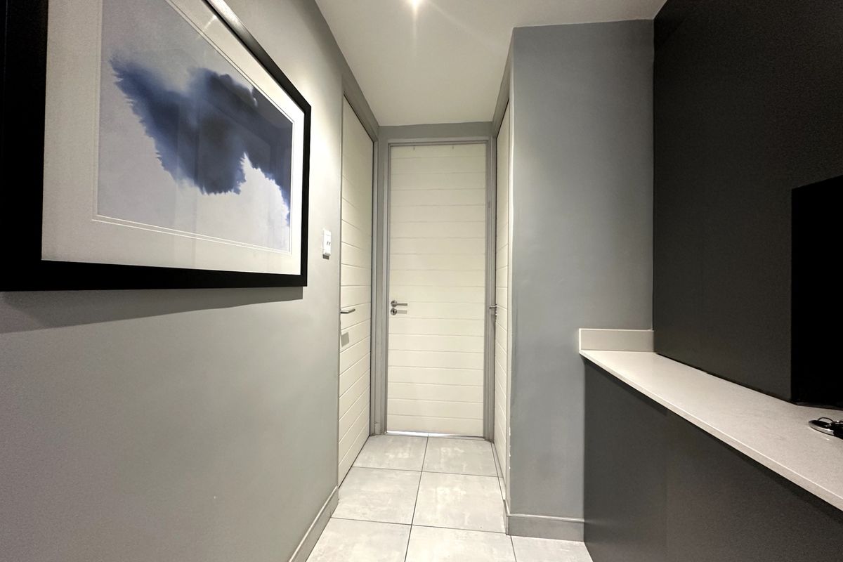 Apartment Rental Monthly In Pretoria - Photo 4