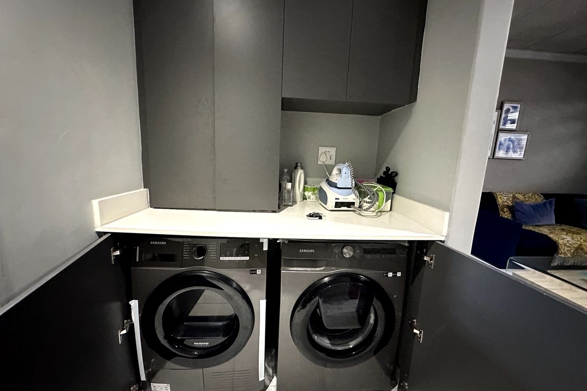 Apartment Rental Monthly In Pretoria - Photo 5