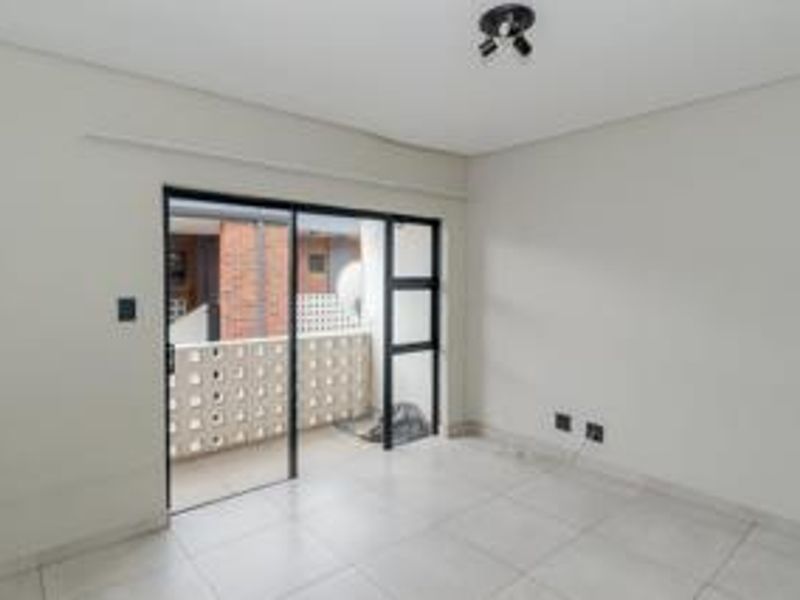 Apartment For Sale In Boksburg - Photo 5