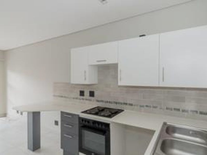 Apartment For Sale In Boksburg - Photo 2