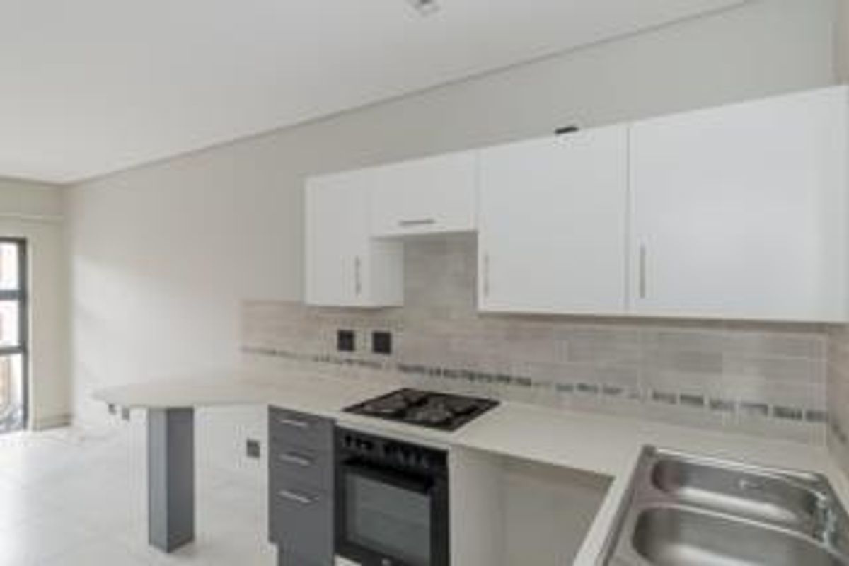 Apartment For Sale In Boksburg - Photo 2