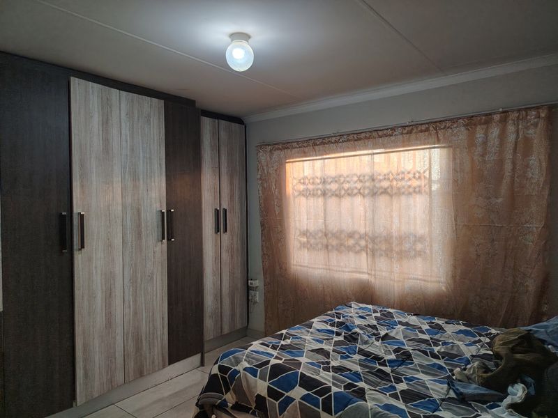 House For Sale In Germiston - Photo 8