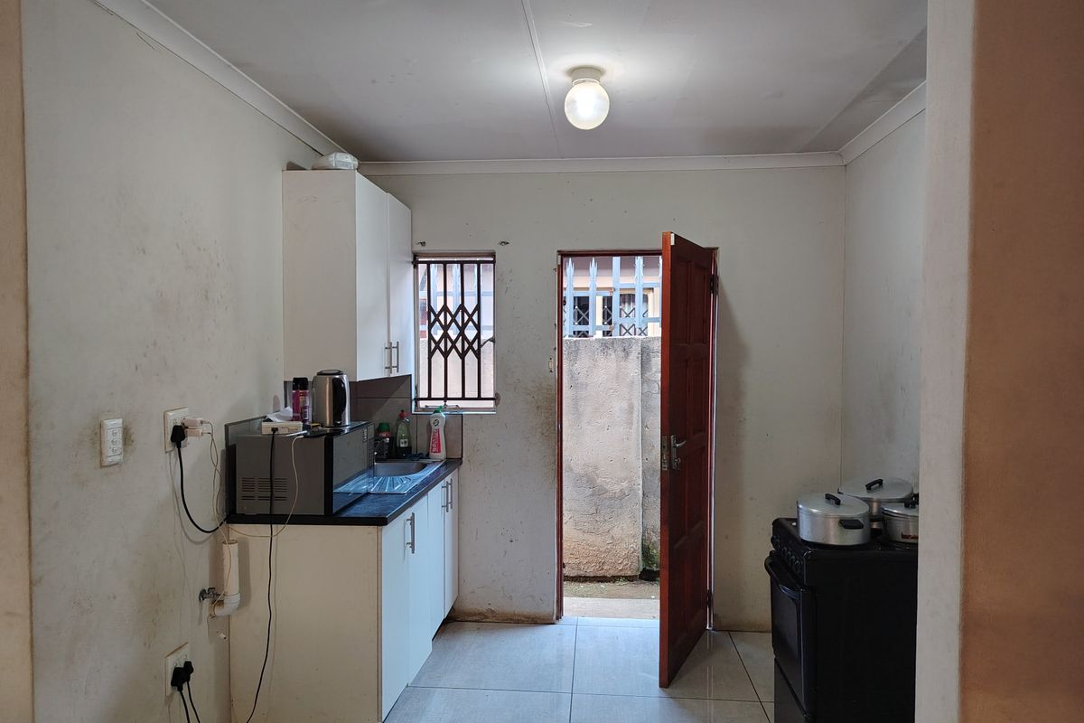 House For Sale In Germiston - Photo 5