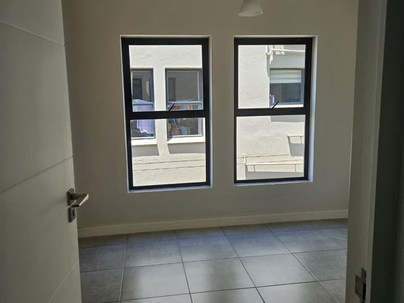 Apartment Rental Monthly In Midrand - Photo 10