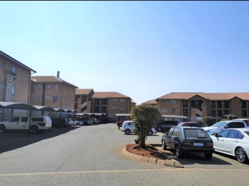 Apartment For Sale In Centurion - Photo 3