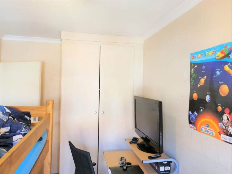 Apartment For Sale In Centurion - Photo 8