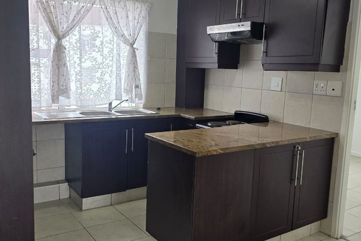 Apartment Rental Monthly In Margate - Photo 4