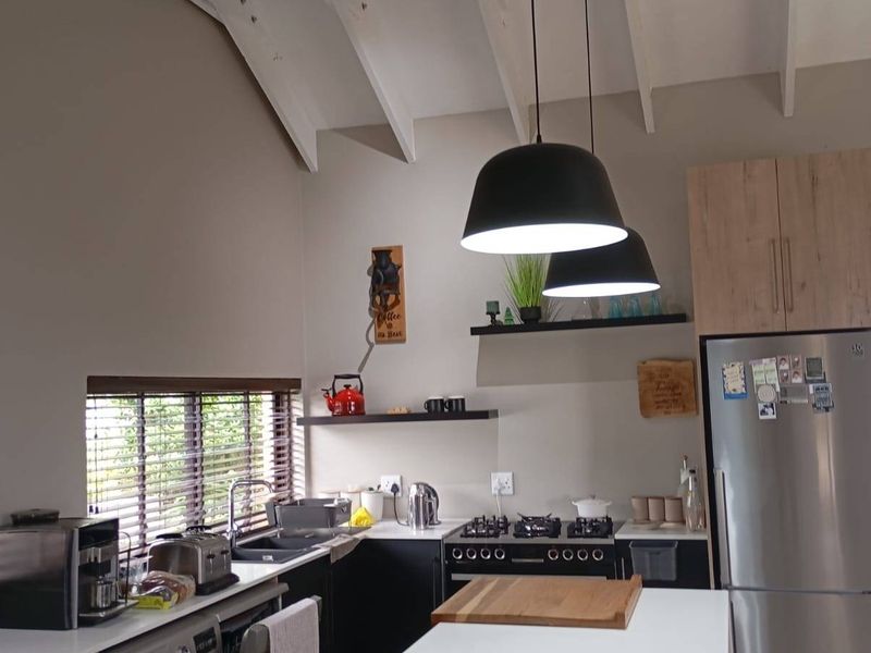 House For Sale In Port Elizabeth - Photo 7