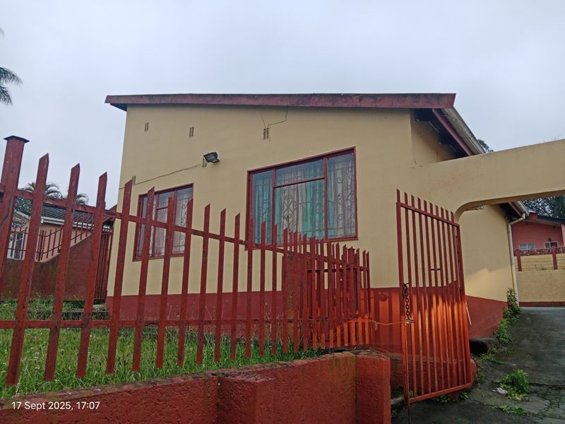 House For Sale In Pietermaritzburg - Photo 1