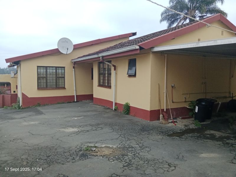 House For Sale In Pietermaritzburg - Photo 2