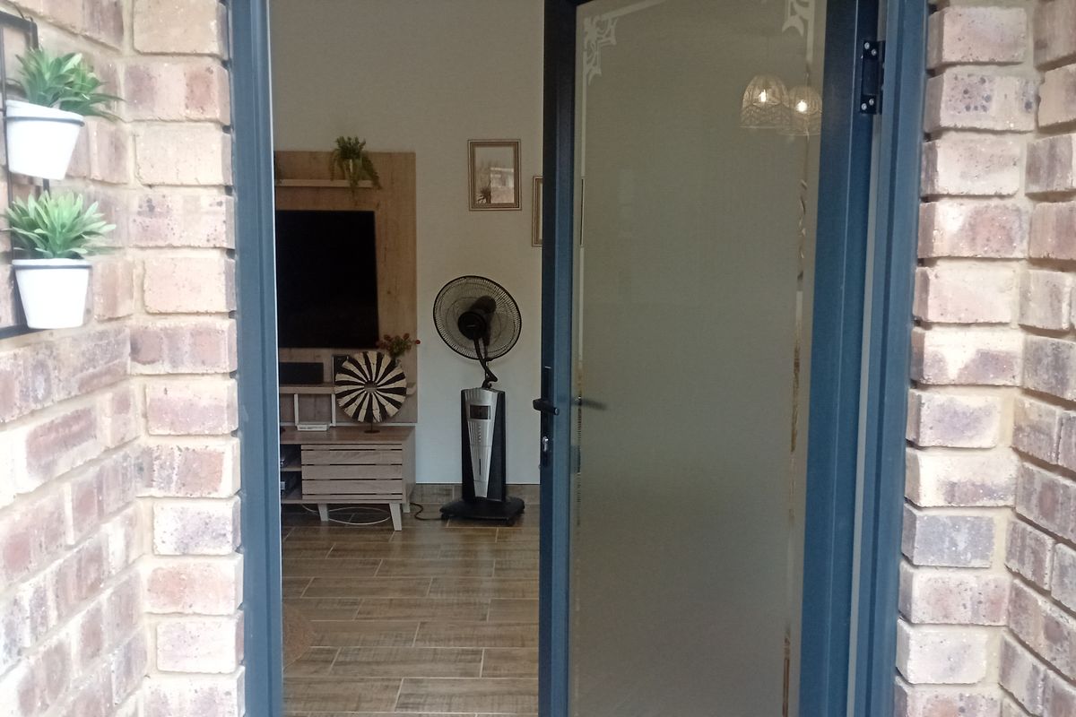 House For Sale In Pretoria - Photo 4