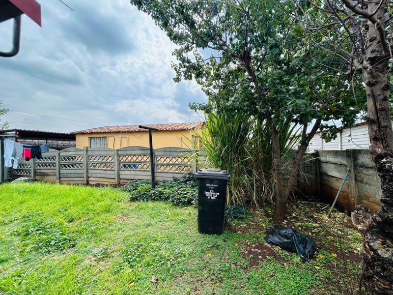 House Rental Monthly In Springs - Photo 3