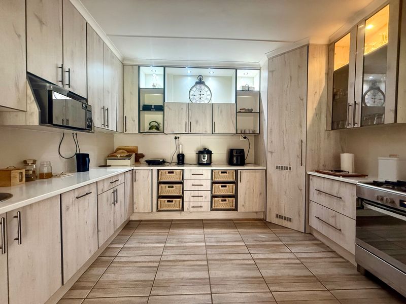 House For Sale In Bloemfontein - Photo 5