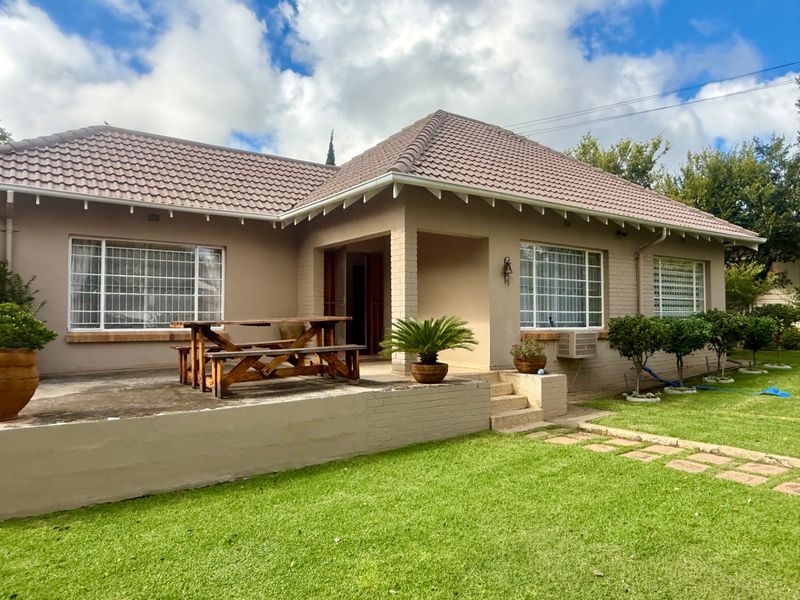 House For Sale In Bloemfontein - Photo 1