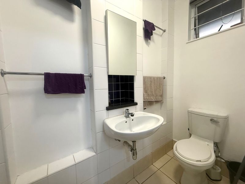 Apartment For Sale In Bloemfontein - Photo 6