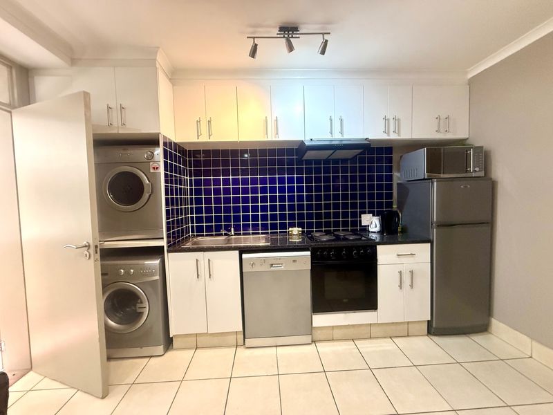 Apartment For Sale In Bloemfontein - Photo 2