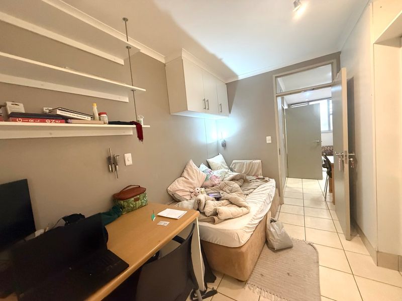 Apartment For Sale In Bloemfontein - Photo 9