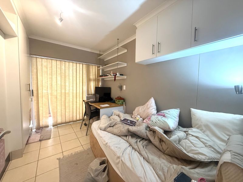 Apartment For Sale In Bloemfontein - Photo 8