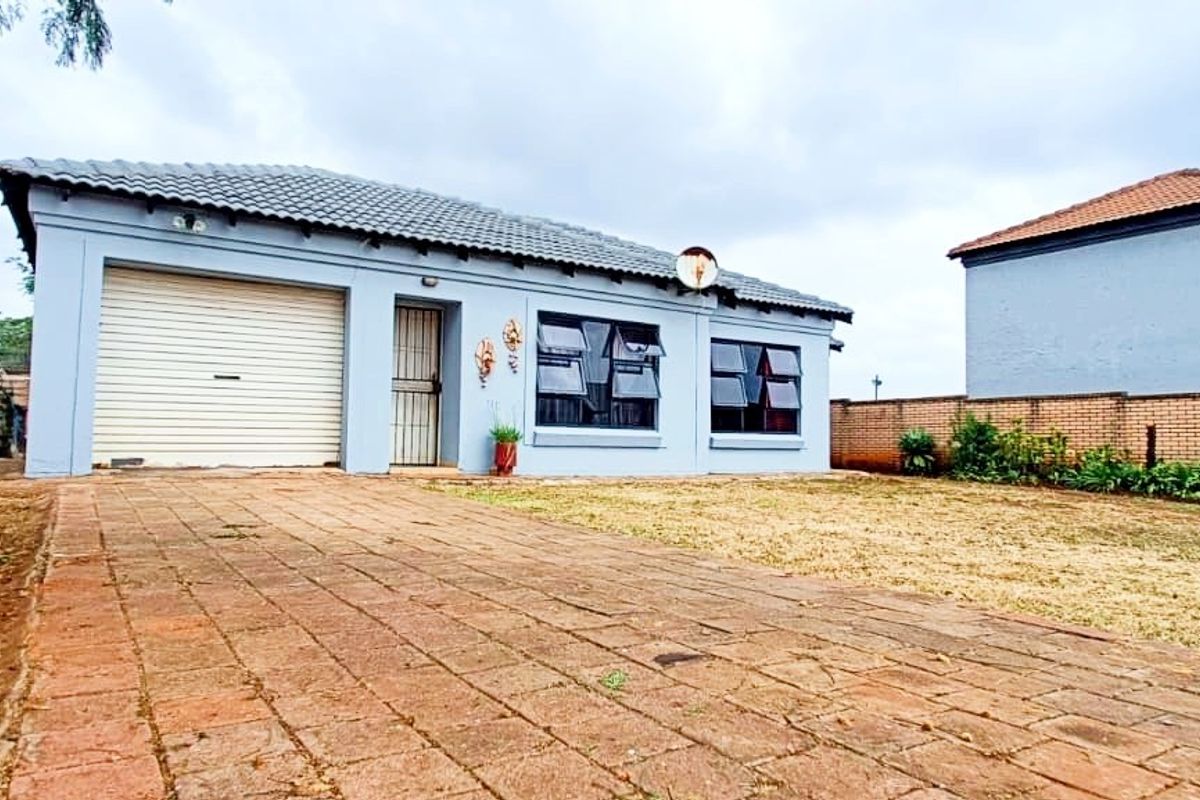 House For Sale In Pretoria - Photo 4