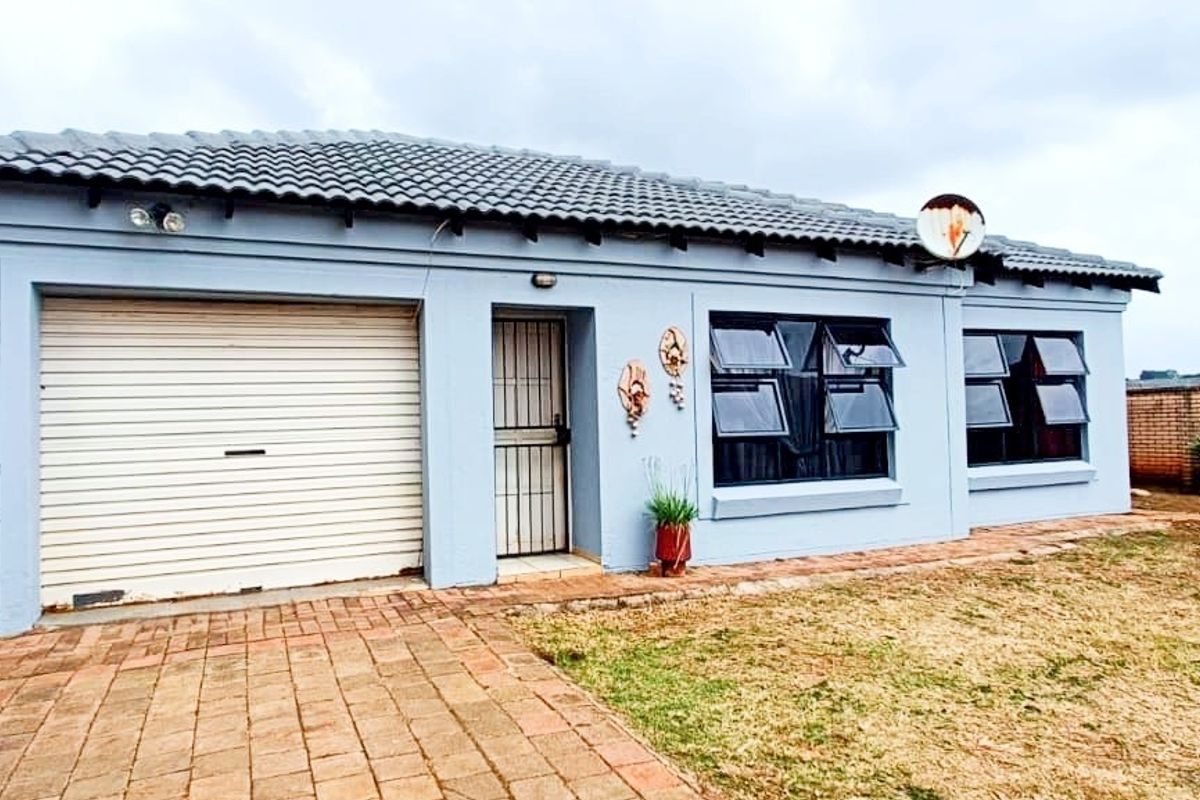 House For Sale In Pretoria - Photo 3