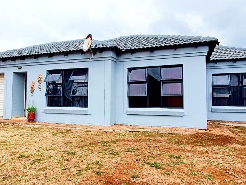 House For Sale In Pretoria - Photo 1