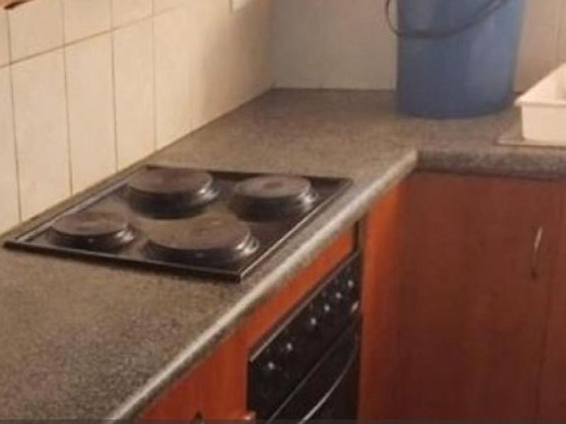 Apartment For Sale In Germiston - Photo 2