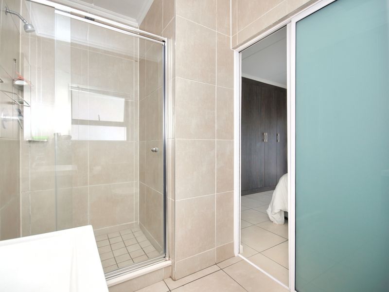 Apartment Rental Monthly In Edenvale - Photo 10