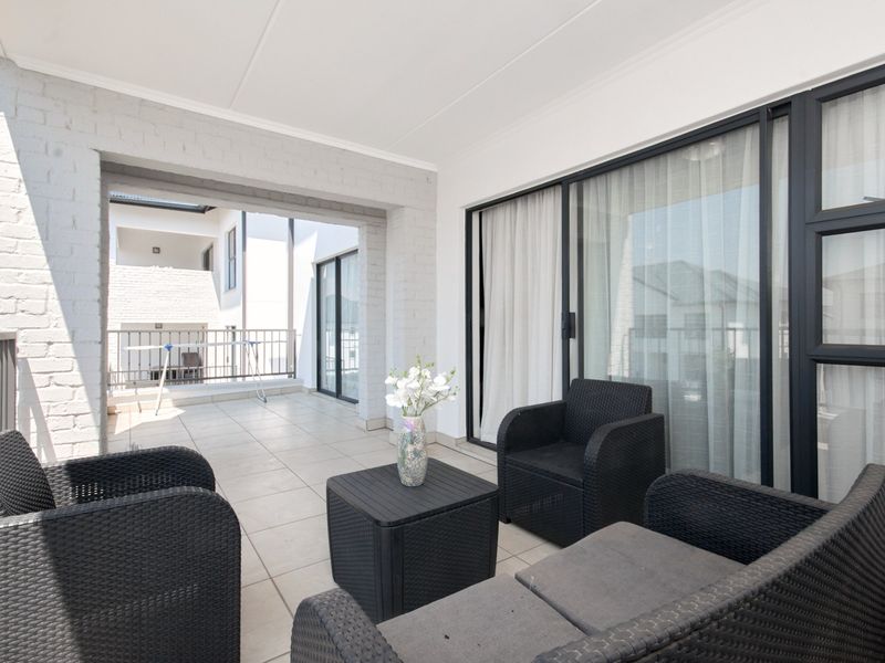Apartment Rental Monthly In Edenvale - Photo 2