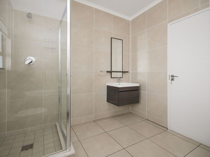 Apartment Rental Monthly In Edenvale - Photo 5