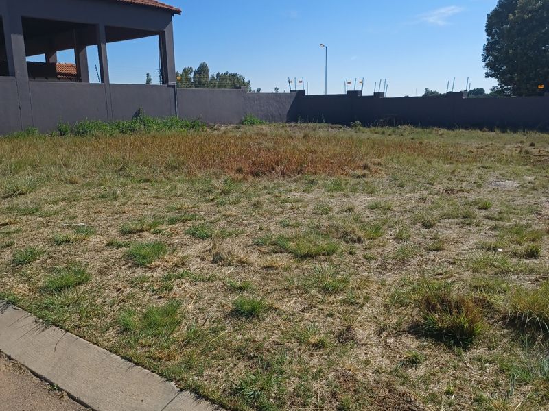 Vacant Land For Sale In Rayton - Photo 3