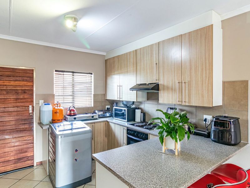 Apartment For Sale In Centurion - Photo 9