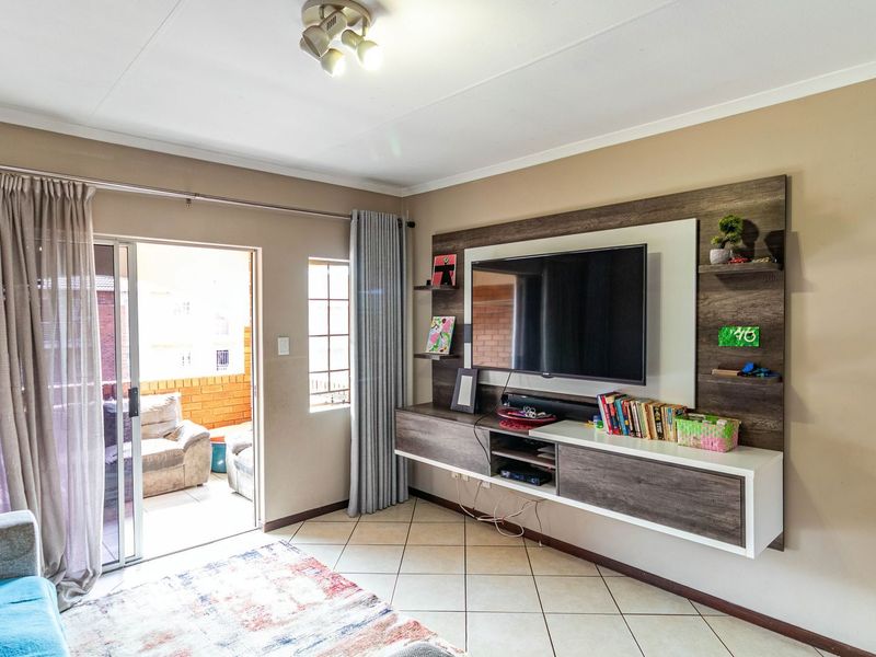 Apartment For Sale In Centurion - Photo 7