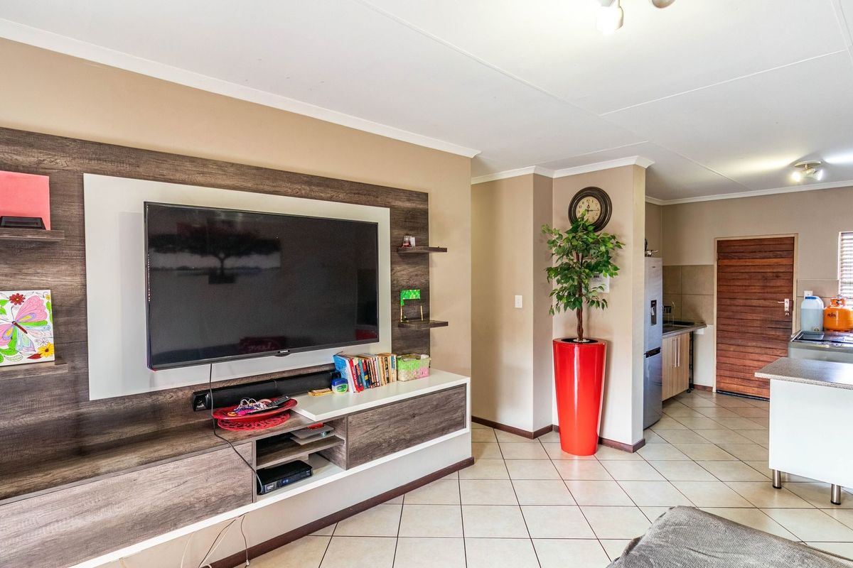Apartment For Sale In Centurion - Photo 4