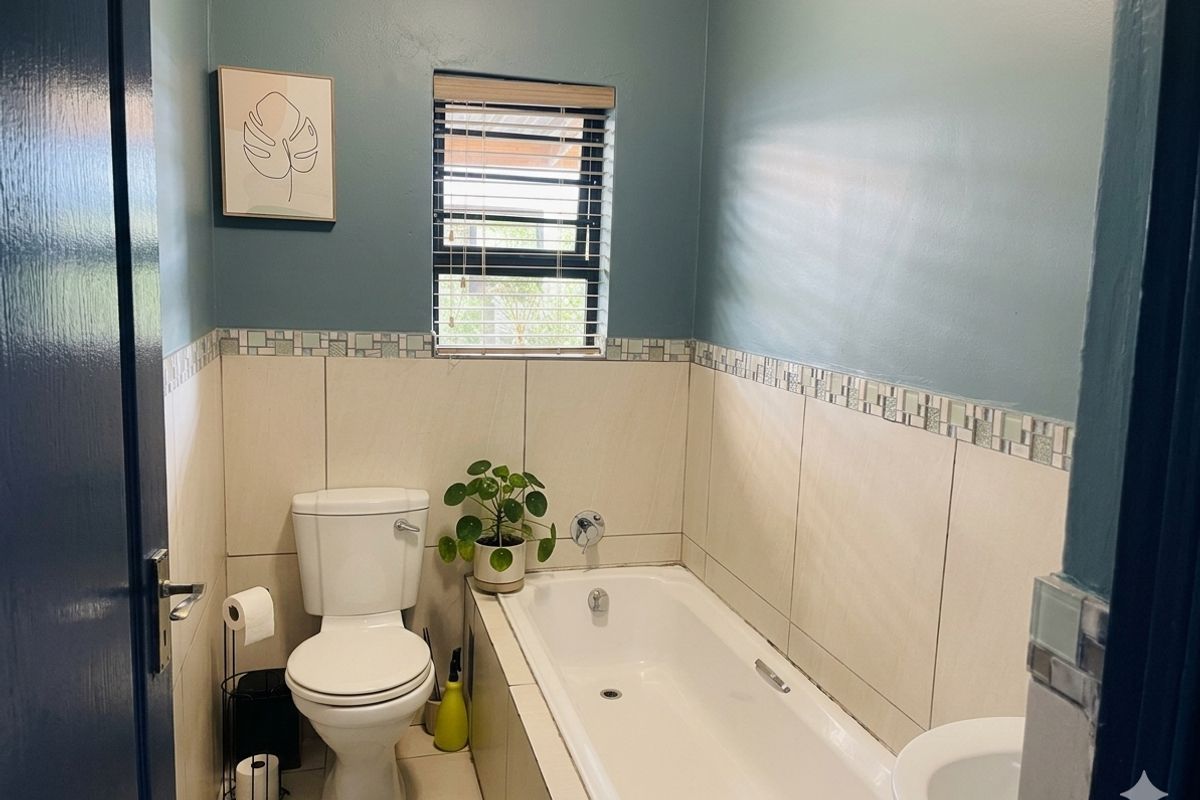 House Pending Sale In Kuils River - Photo 4