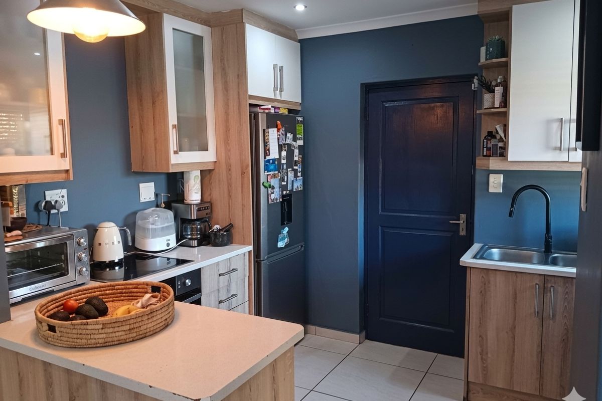 House Pending Sale In Kuils River - Photo 3