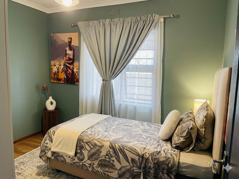 House For Sale In Kuils River - Photo 2