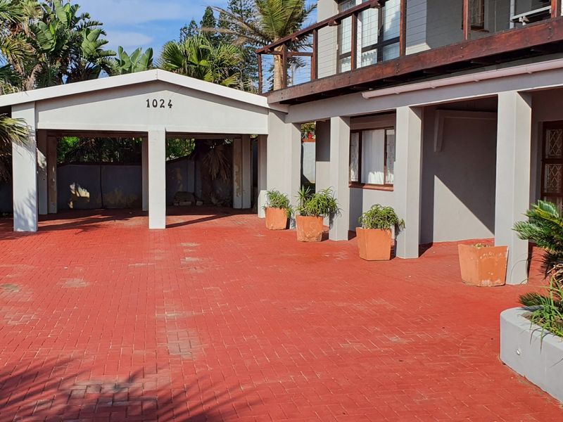 House For Sale In Port Edward - Photo 3