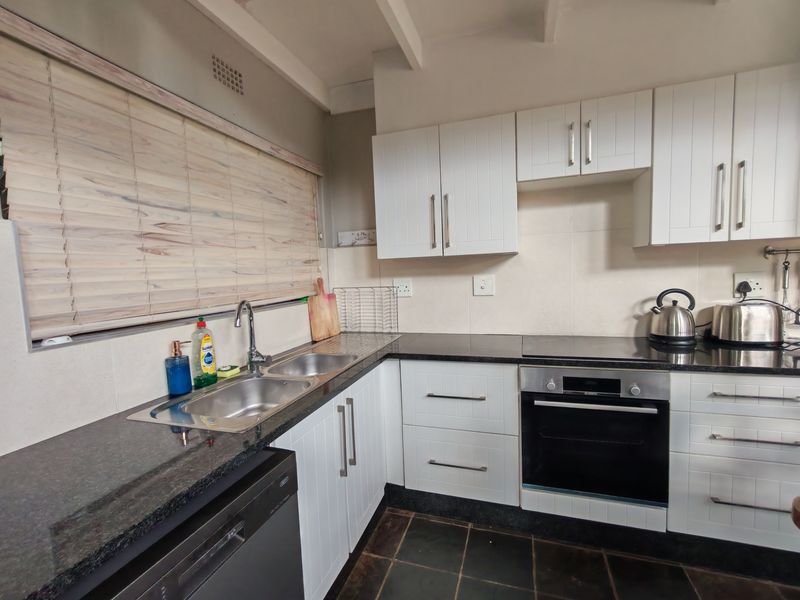 House Rental Monthly In Southbroom - Photo 3