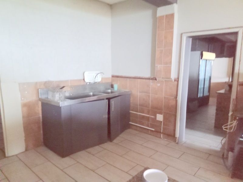 Commercial Rental Monthly In Amanzimtoti - Photo 5
